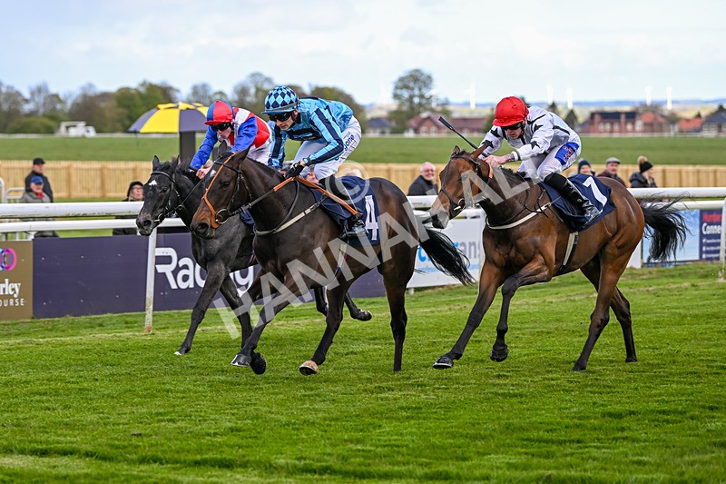 250424-Race 1-Jayvee-8940 - Race 1