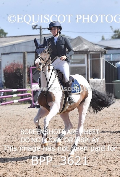 BPP_3621 - CLASS 4 Senior BritiNovice/ 90cm Open