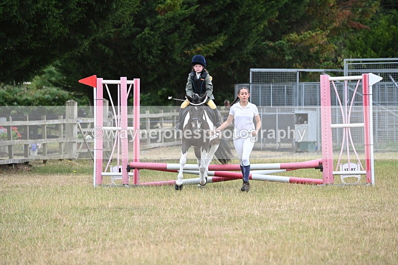 WJ6_9324 - Class 12 Minimus Jumping 45cm