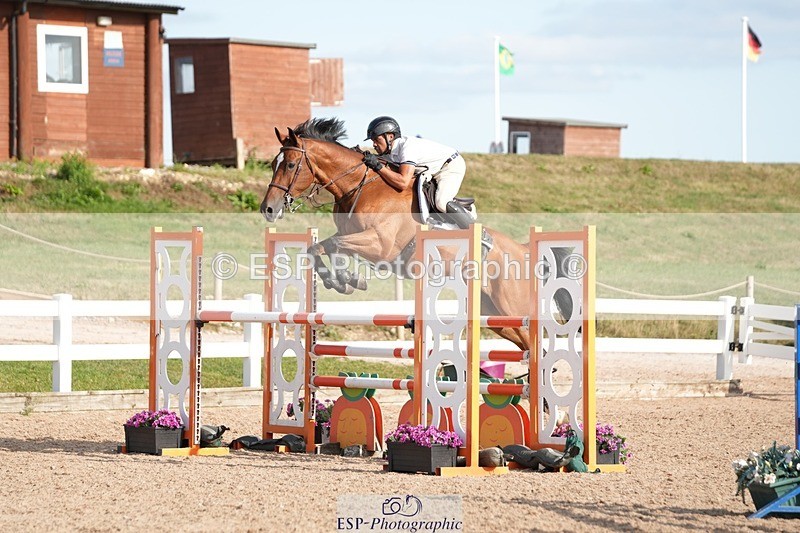 250726-175919-08128 - Cls 24 Snr Newcomers