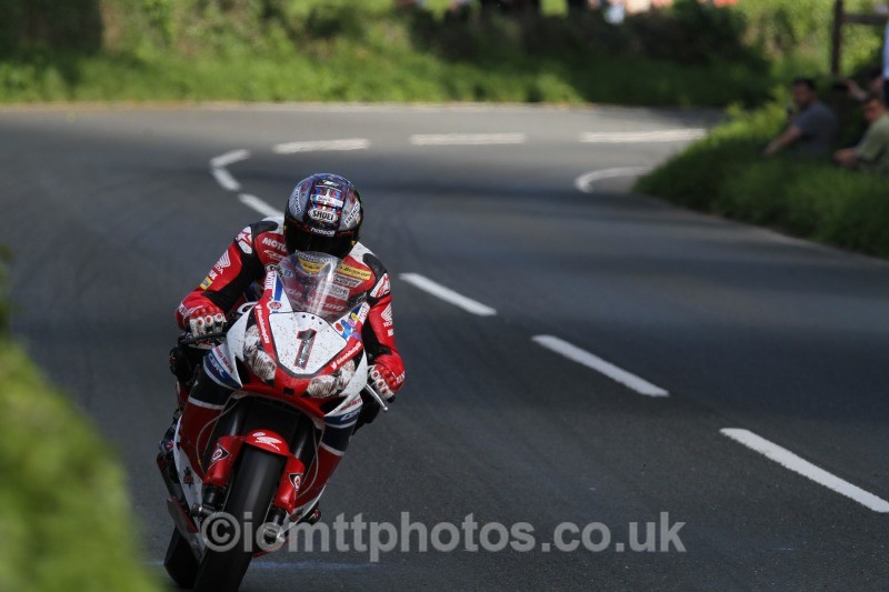 John McGuinness Honda / Honda Racing - Dainese Superbike Race 2014