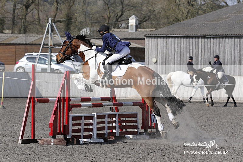 _EST2113 - Bourne Valley Riding Club Winter Showjumping 27/03/22