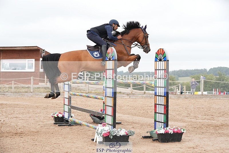 250718-115409-10144 - Cls 2, 3 Star Small Tour Break til End