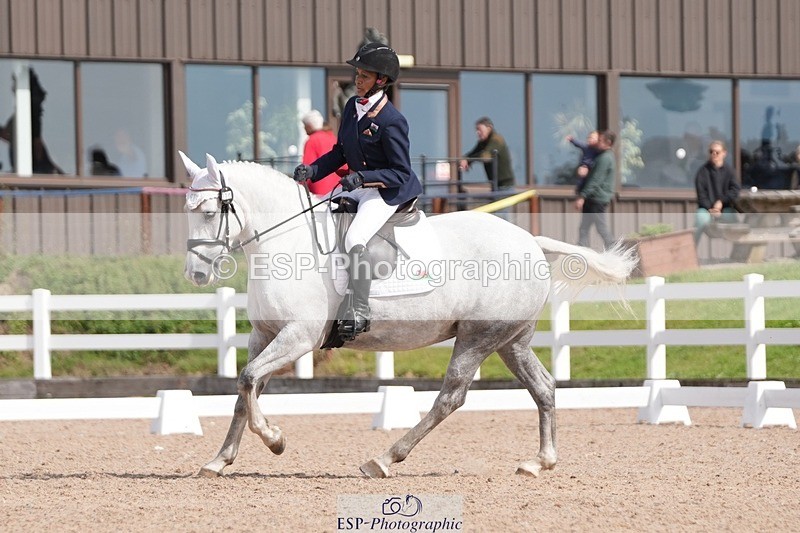 250906-120028-01681 - 010-Donna.HarrisKylah