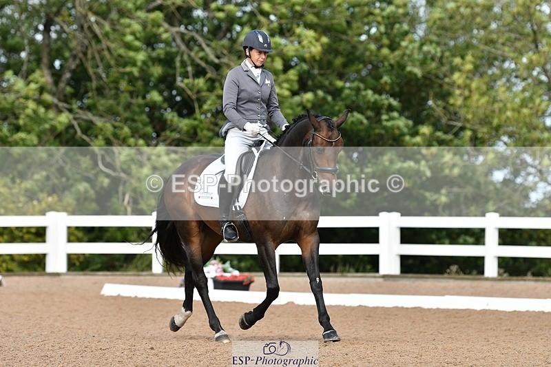 250906-104535-00729 - 096-Anna.JamesCaramia's.voice