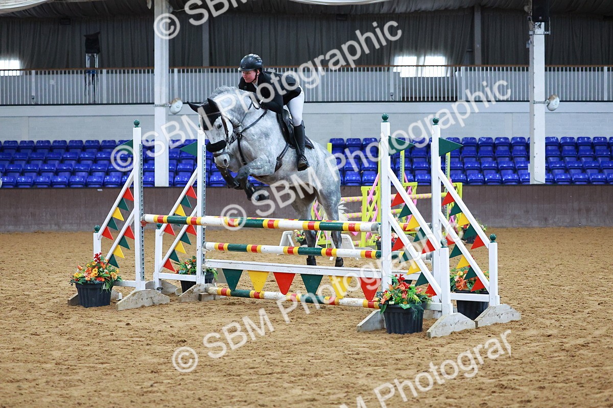 SBM_001013 - Class 4 - Senior Newcomers - 1.10m