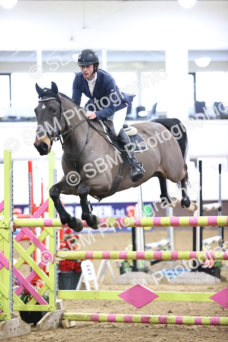 SBM_010255 - Class 25 - Equestrian Senior Foxhunter 1.20m