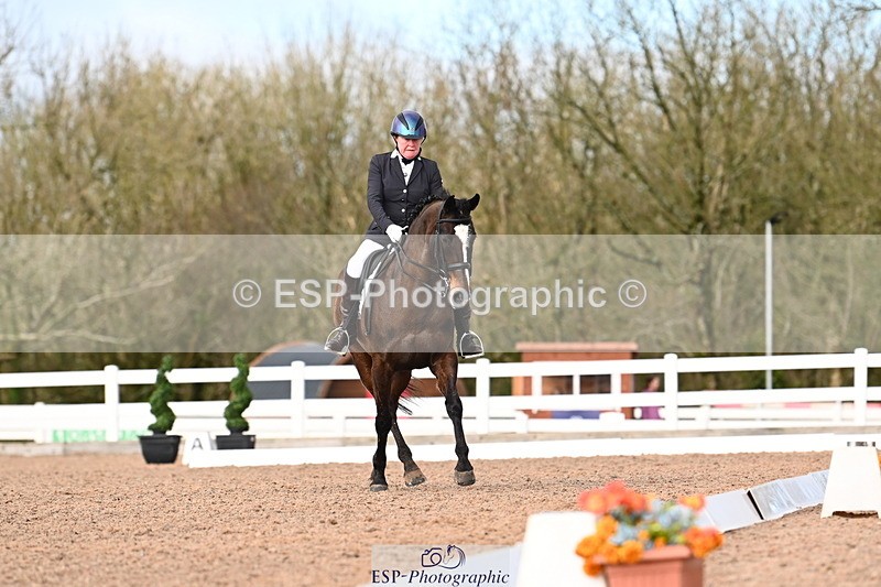 240218A-143457-08684 - 184-jeanette.male-Langaller.Future.Star