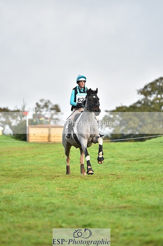 231021-093342-13553 - 622-CRAFTY.WIZARD-Heather.Urquhart-SC+XC