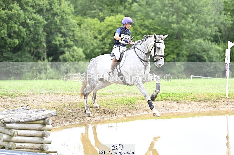 240804-112143-11996 - 312-Charlotte_Billson-KILLYCLOGHAN_MR_MOONSHINE