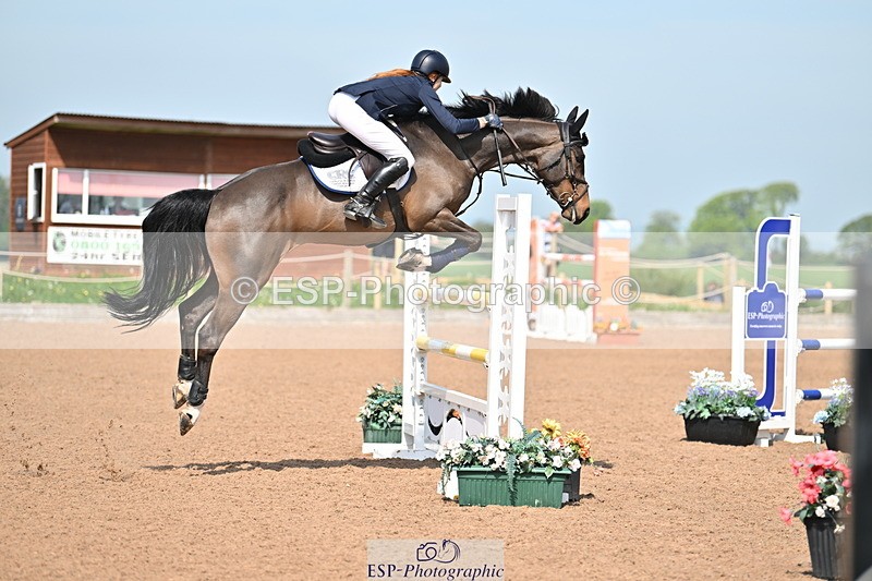 240510A-102738-05004 - Cls 21 Snr 1.20m Open