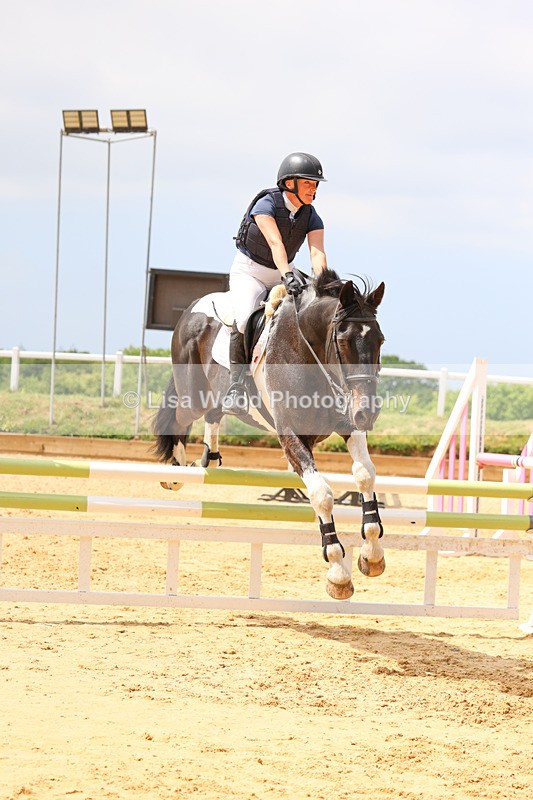 3E7A0596 - Class 10: Senior 95cm open