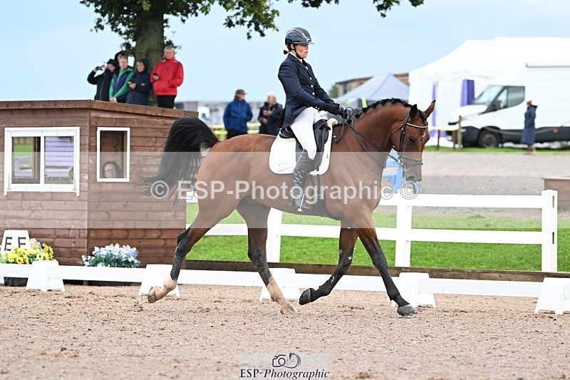 250907-104813-07002 - 019-Loretta.JoynsonOjengel.CVH