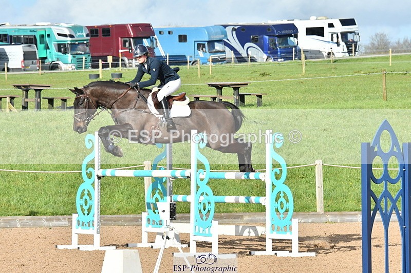 240306A-154154-02237 - Cls 5 Foxhunter and 1.20m Open