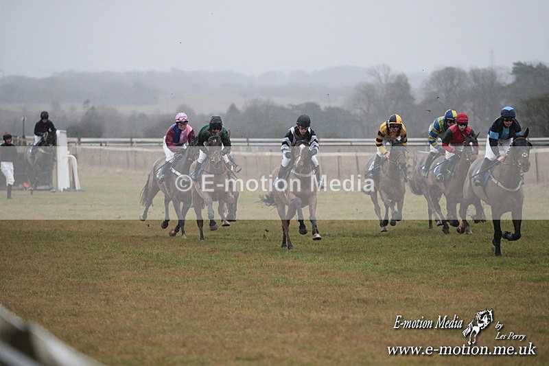 PtP 260125 262 - Cocklebarrow Point-to-Point racing with the Heythrop Hunt 26/01/25