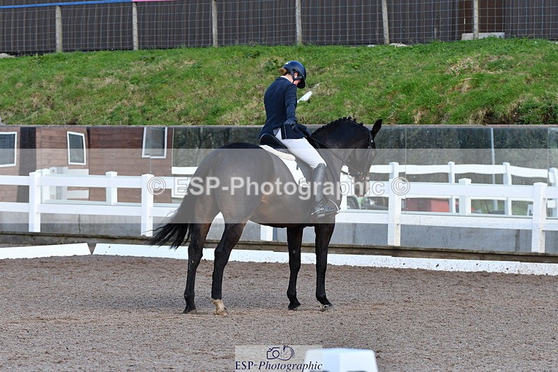 231104A-124213-00530 - Cls 12 Music Medium