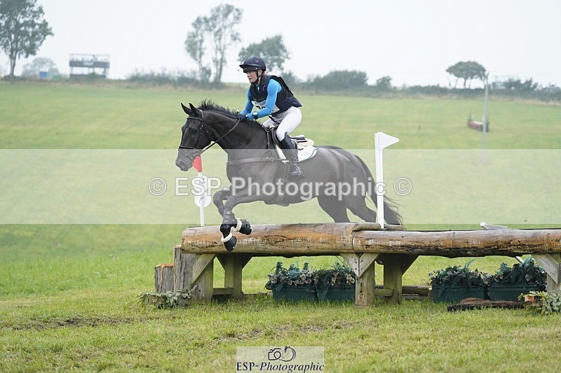 240901A-141544-09760 - 327-Caroline.Harris-THE.HONOURABLE.FOX