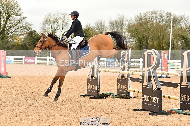 231122A-125644-00382 - Cls 4 Newcomers & 1.10m Open