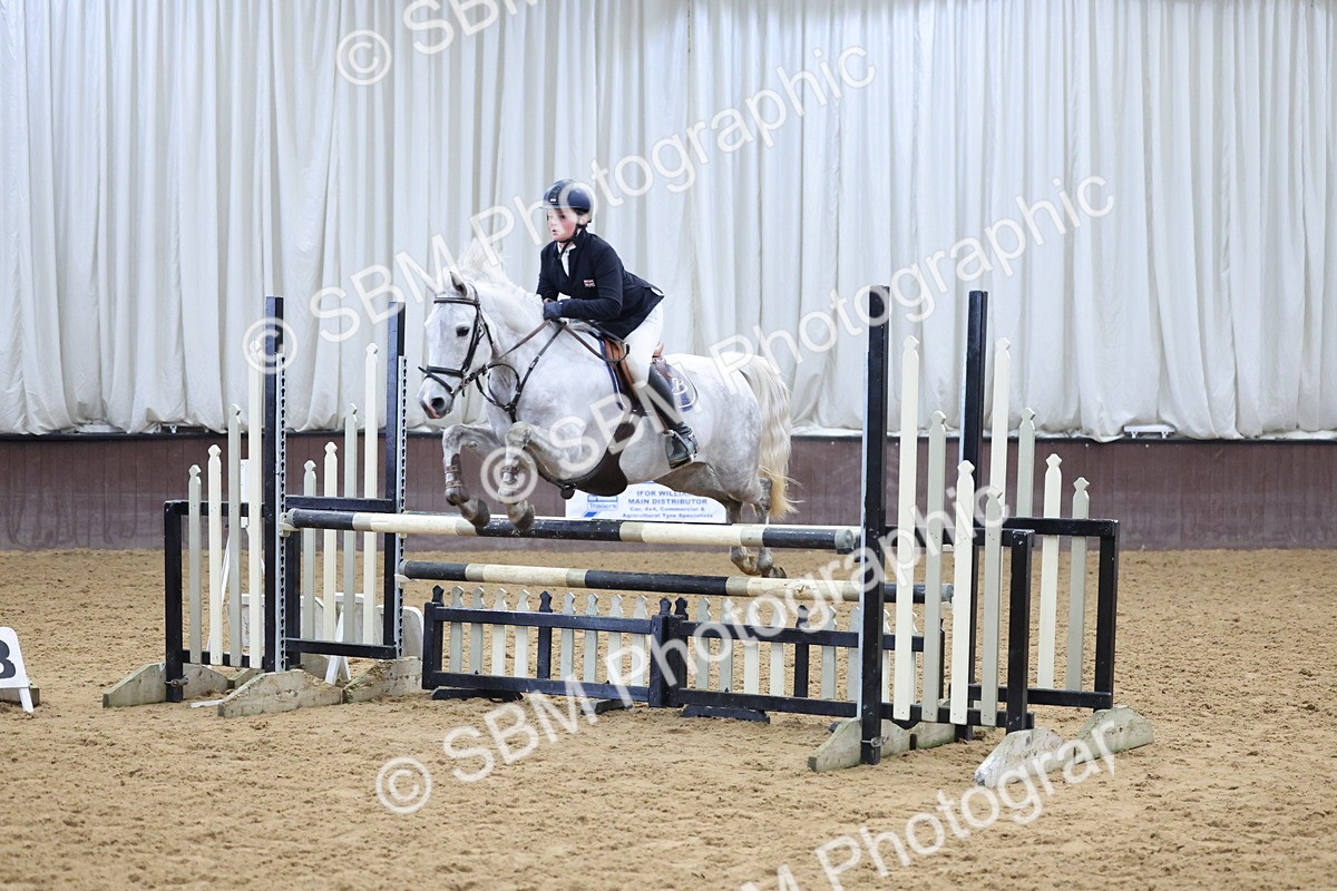 SBM_002008 - Class 4 - Blue Chip Pony Newcomers - 1.00m
