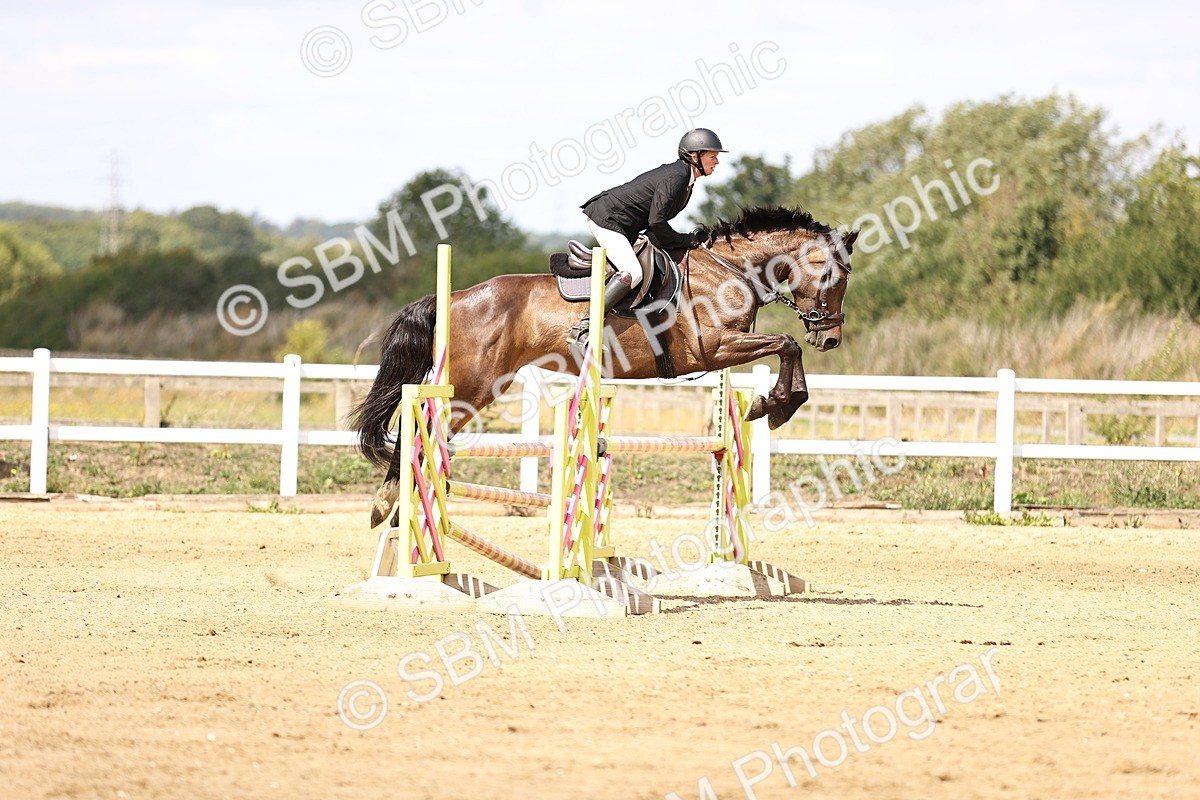 SBM_004240 - Class 3 -  Senior British Novice - 90m Open