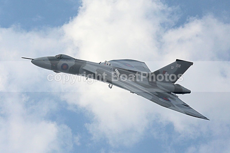 150822 VULCAN WT7A1364 - BOURNEMOUTH AIR SHOW -SATURDAY 22nd AUGUST 2015