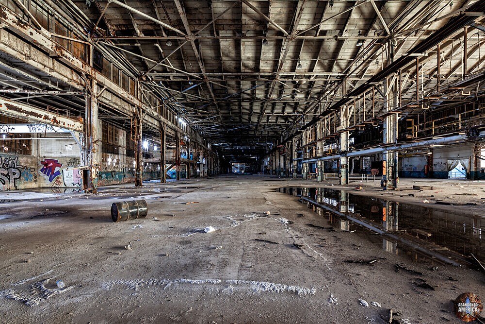 The Budd Factory photo - Abandoned America