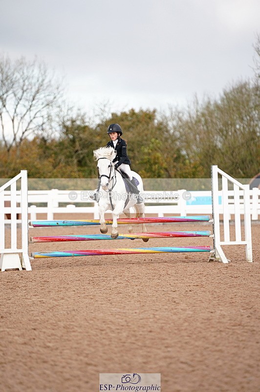 241027A-100958-02027 - SUN Cls 4 Pony British Novice and 80cm