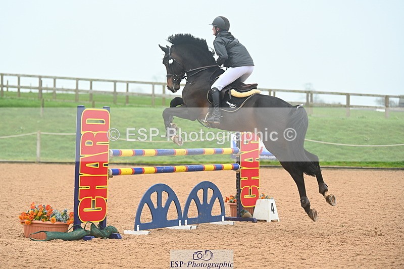 240316A-130221-03574 - Cls 15 Snr Foxhunter