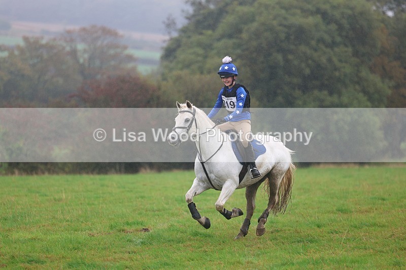 3E7A1452 - Class 2: 70cm: Half Roll Top