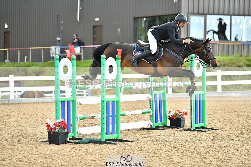 230721A-102705-05148 - Cls 30, 6 Yr Olds 1.20m