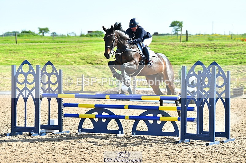 230527A-091849-02945 - Cls 13 Snr 1.05m + 1.10m Open