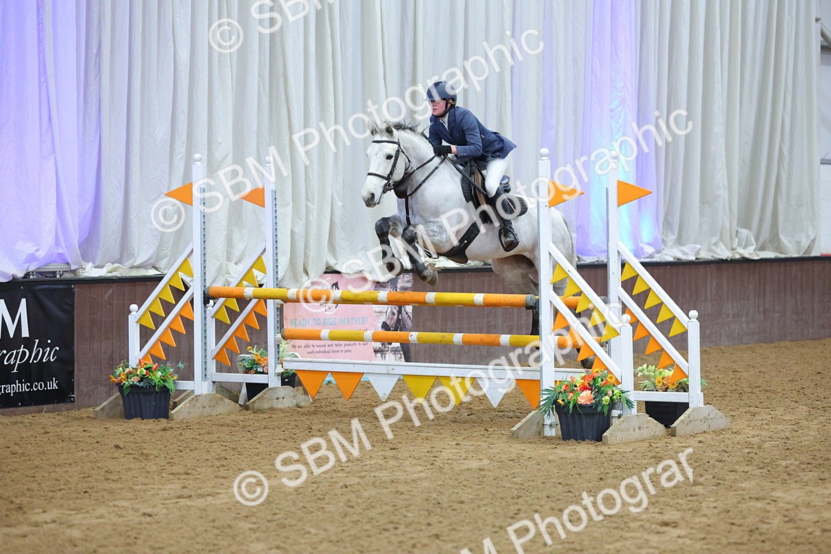 SBM_010026 - Class 21 - Nupafeed Supplements Senior Discovery/ 1m Open - First Round (1.00m)