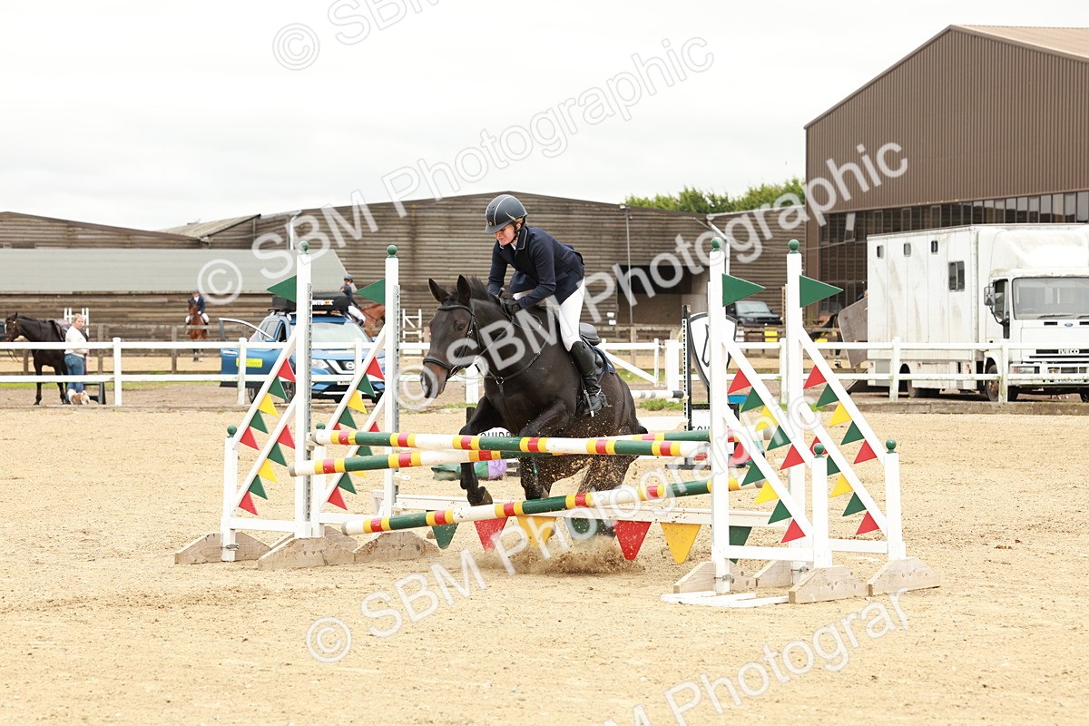 1I0A6888 - Class 2 - Senior British Novice