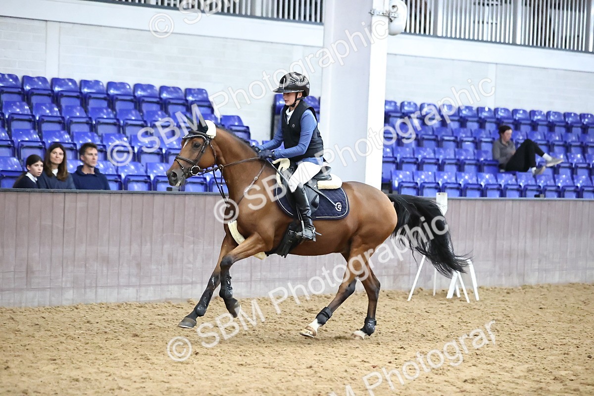 SBM_002786 - Class 6 - Pony Newcomers 1.00m Open