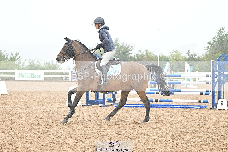 240925A-133922-00957 - Cls 4 Newcomers and 1.10m Open