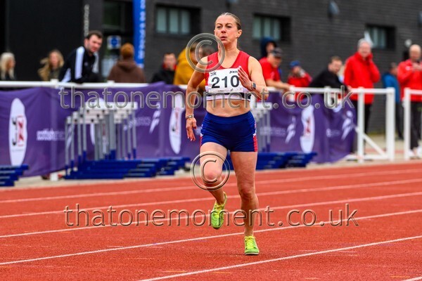 ComMast25-929861 - Track Female Set Two