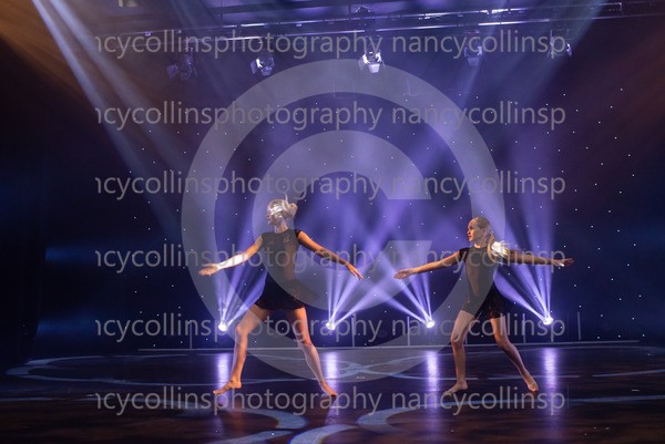 01210 - This Woman's Work