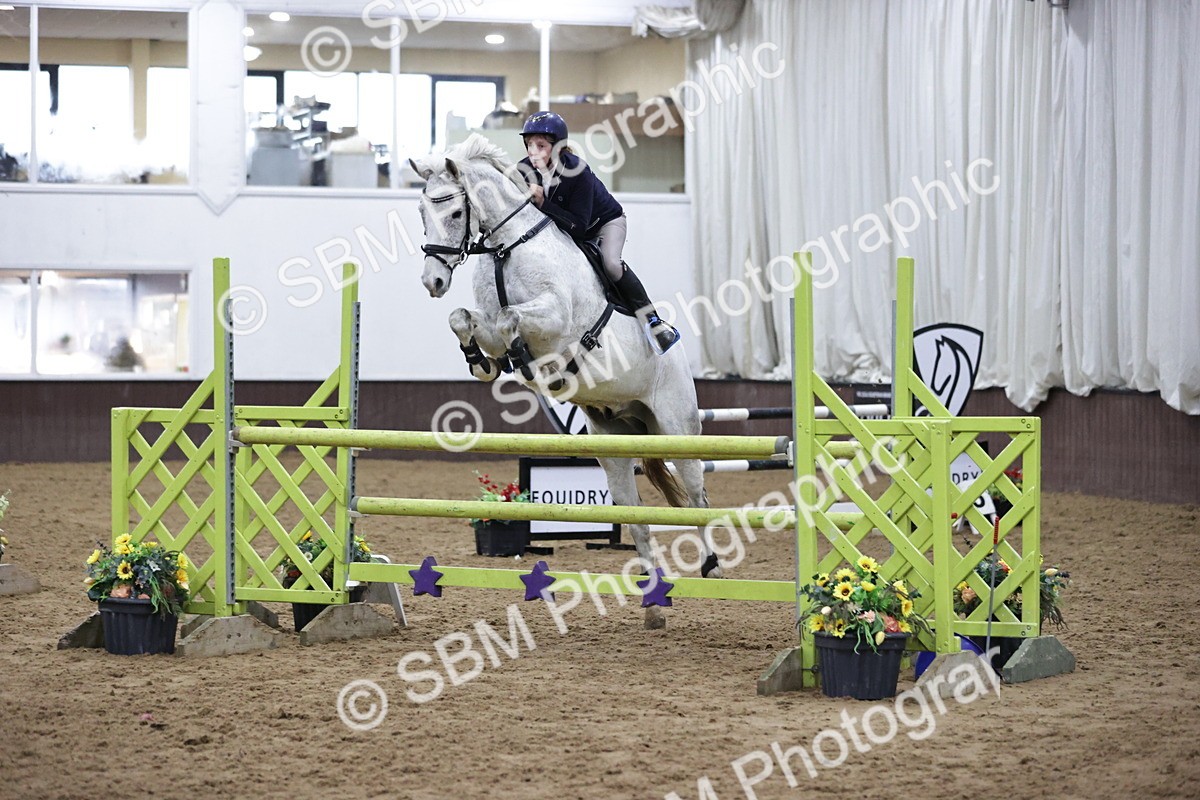 SBM_001170 - Class 4 - Senior Newcomers/ 1.10m Open