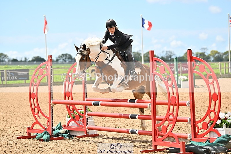 240504A-115044-01323 - Cls 3 Pony Discovery & 90cm Open