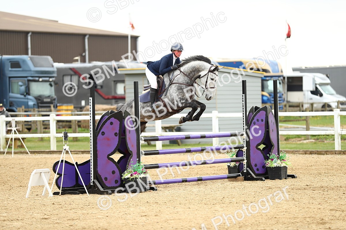 SBM_000733 - Class 3 - Senior Discovery 1m