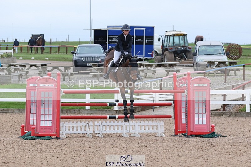 241101A-153145-03014 - FRI Cls 7 Blue Chip Grade B&C Jump Off