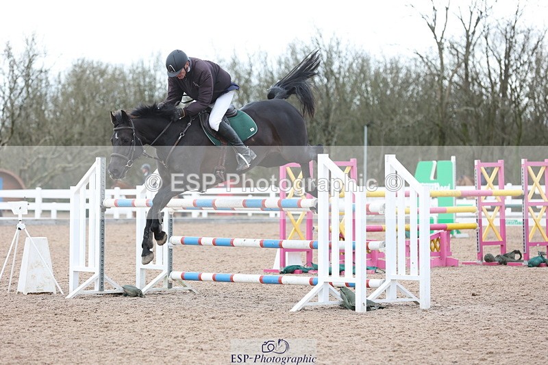 240223A-133850-01609 - Cls 5 Newcomers and 1.10m Open