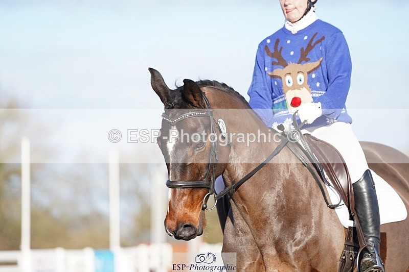 241214-114354-00353 - 143-Tila.Da.Costa-Leomiro