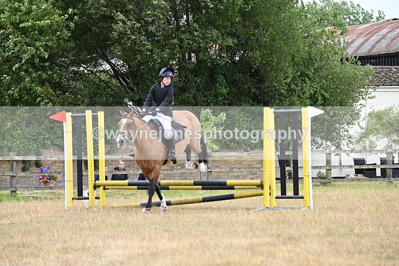 WJ6_0187 - Class 13 Novice Jumping 60cm