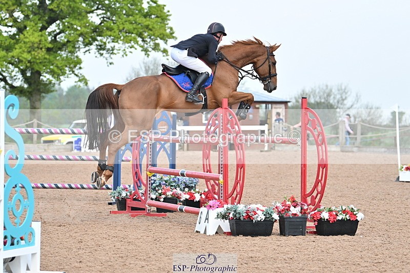 240512A-104302-17349 - Cls 48 National 1.30m Open