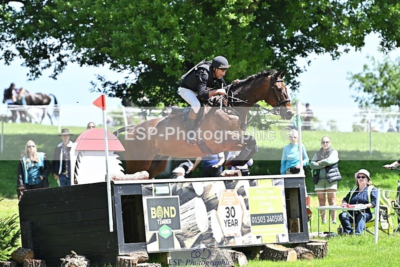 240525-123600-14120 - 379-TREBIFFIN-Neil_Fox