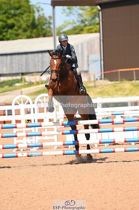 230526A-150808-02047 - Cls 12 1.05m Amateur Quali