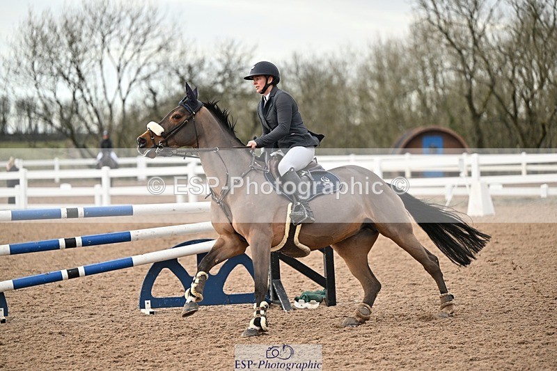 250111-135226-00517 - Cls 12 Newcomers and 1.10m Open