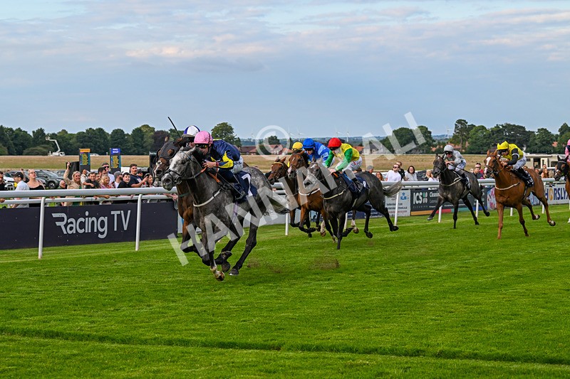 220724-Race 3-Gressington-1548 - Race 3