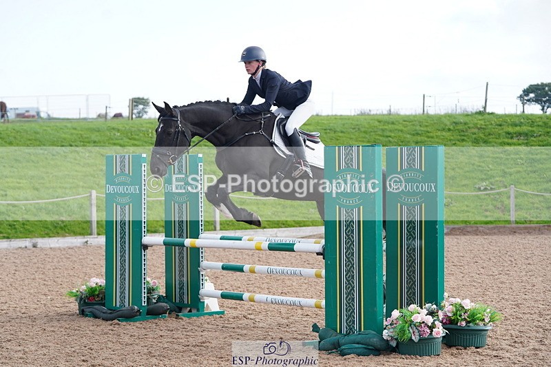 241005A-092910-04280 - SAT Cls 8 Snr British Novice & 90cm Open